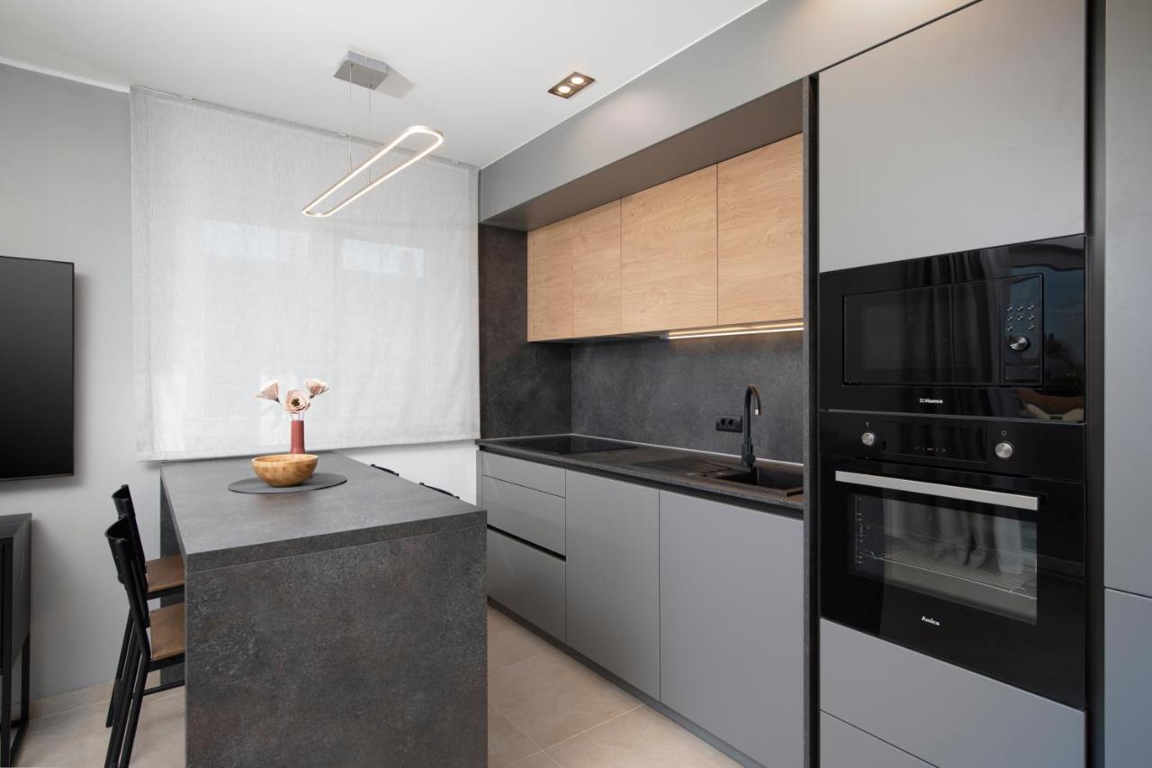 Meraviglia Residence プーラ エクステリア 写真
