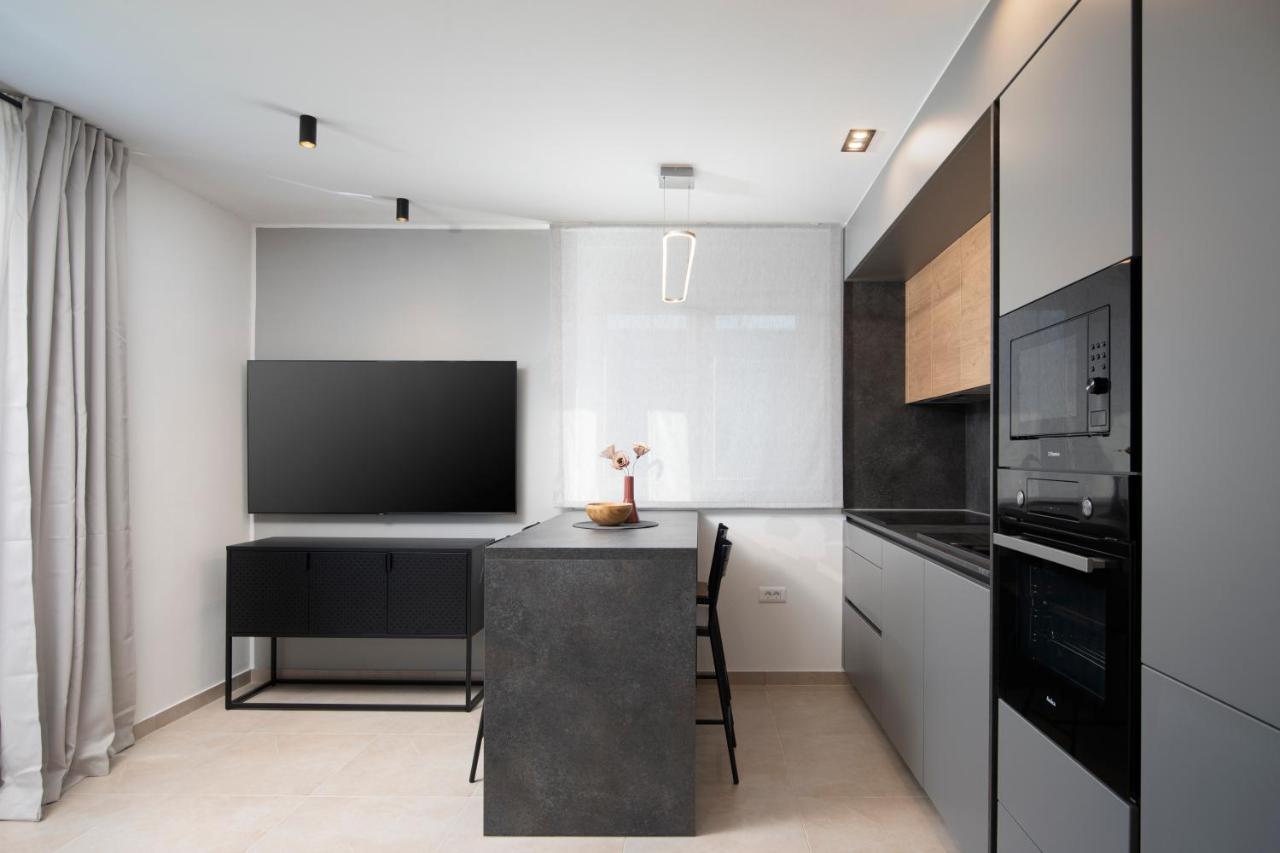 Meraviglia Residence プーラ エクステリア 写真